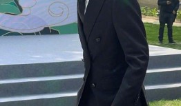 顶流男明星最新动态爆料,揭秘他的神秘恋情与事业新动向